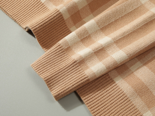 ブランドセーター角部分ディテール